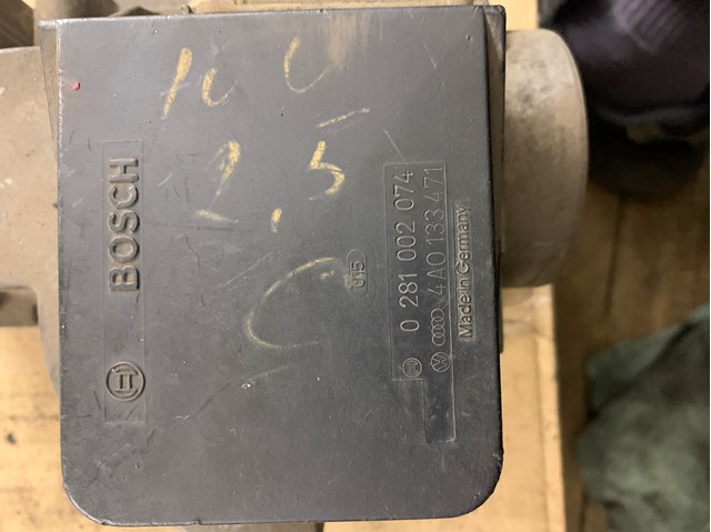 Датчик витрати повітря 0281002074 BOSCH