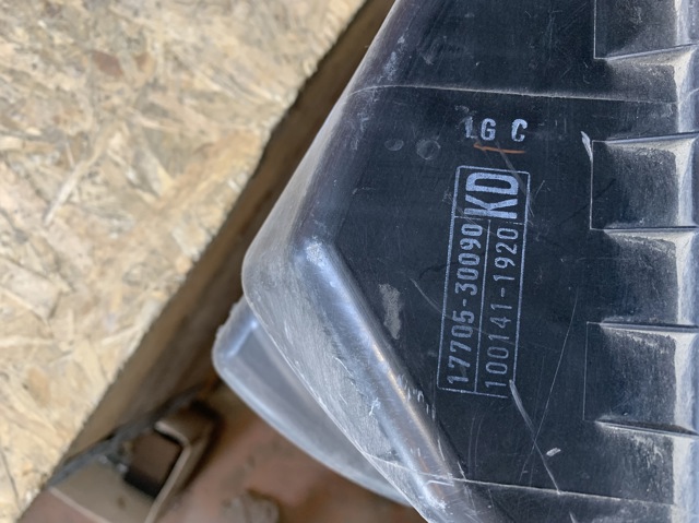 Корпус повітряного фільтра, верхня частина 1770530090 TOYOTA
