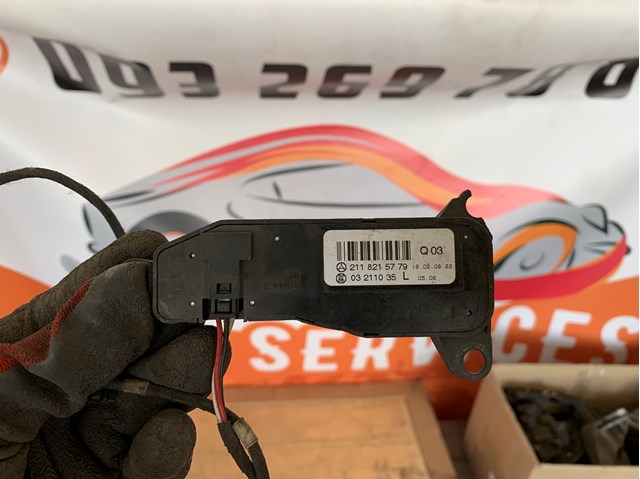 Блок управління дзеркалами заднього виду 2118215779 MERCEDES