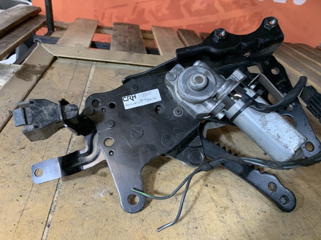 Склоочисник дверей задка 8513013120 TOYOTA