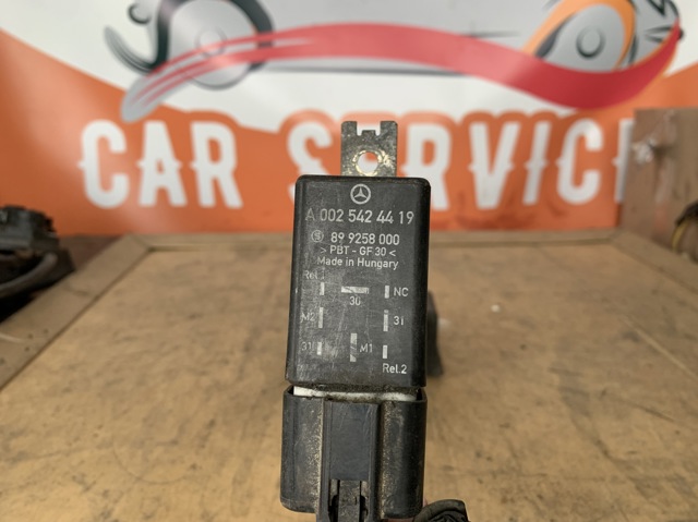 Блок управління вентилятором A0025424419 MERCEDES