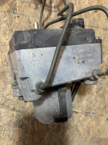 Блок керування АБС (ABS) A0034310412 MERCEDES