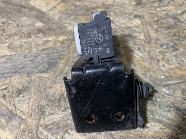 Датчик Айрбег передній A0038202926 MERCEDES