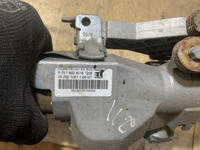 Колонка рульового управління A2114604016 MERCEDES