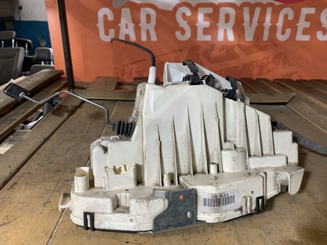 Замок задньої дверї, правої A2217300835 MERCEDES