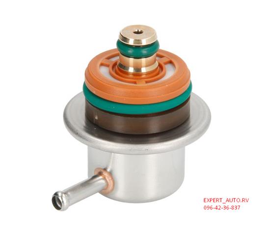 Bosch ,регулятор тиску палива (4,0 bar) audi 1,6-3,0: a4/6/8 vw passat 1,6-2,8 skoda superb 0280160575