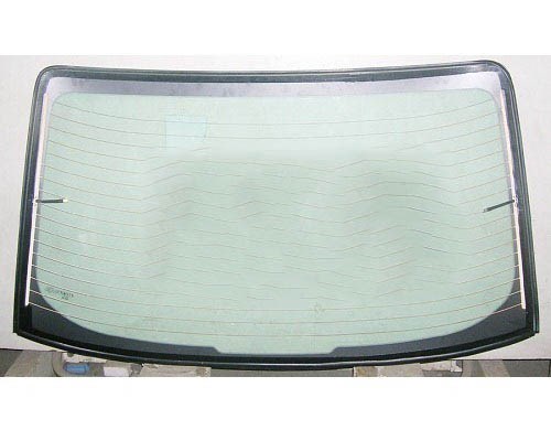 Скло заднє Fiat Linea 323