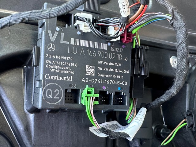 Блок комфорту передніх дверей A1669000218 MERCEDES