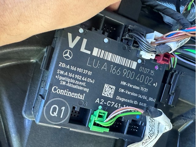 Блок комфорту передніх дверей A1669004002 MERCEDES