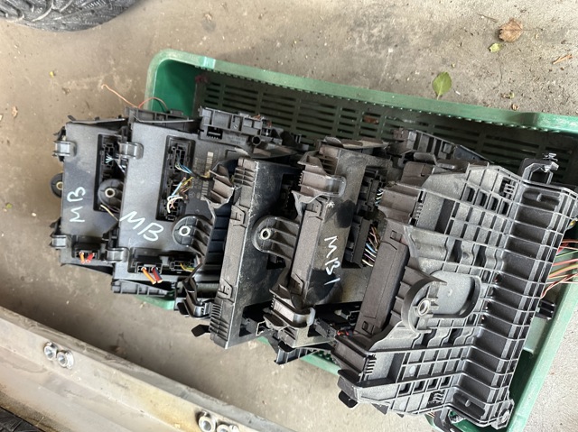 Блок керування сигналами SAM A1695456332 MERCEDES