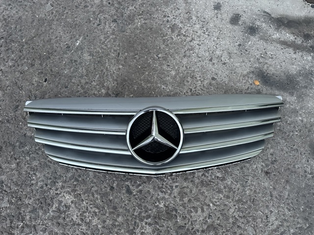 Решітка A1698800783 MERCEDES