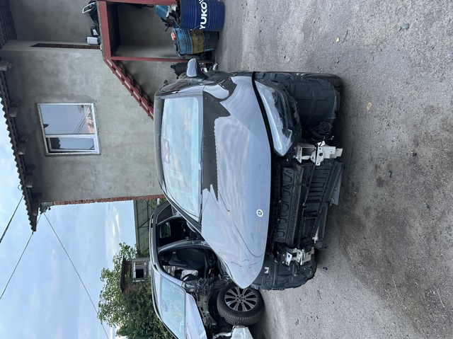 Бічна частина передня ліва A2958810100 MERCEDES