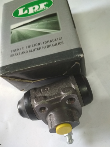 Циліндр гальмівний колісний/робітник, задній 4045 LPR