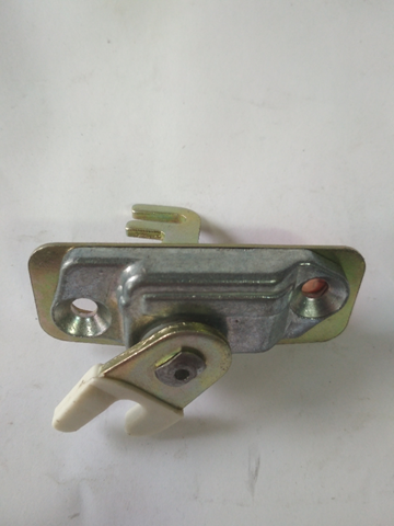 Замок задньої правої двостулкової двері, верхній 5050066 AUTOTECHTEILE