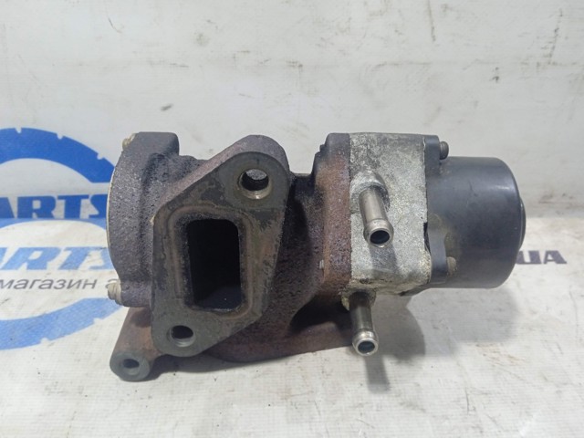 Клапан EGR рециркуляції газів 147105M30A NISSAN