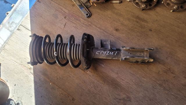 Стійка передня права 54661C2800 HYUNDAI