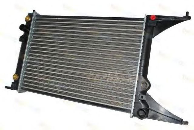 Радіатор системи охолодження двигуна D7X030TT THERMOTEC