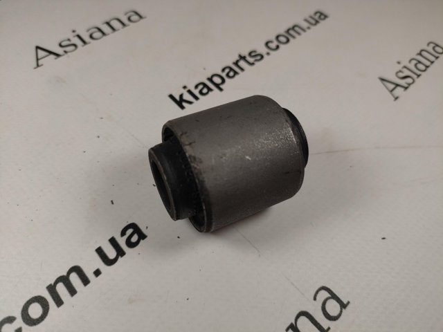 Сайлентблок заднього кулака 551182B000 HYUNDAI