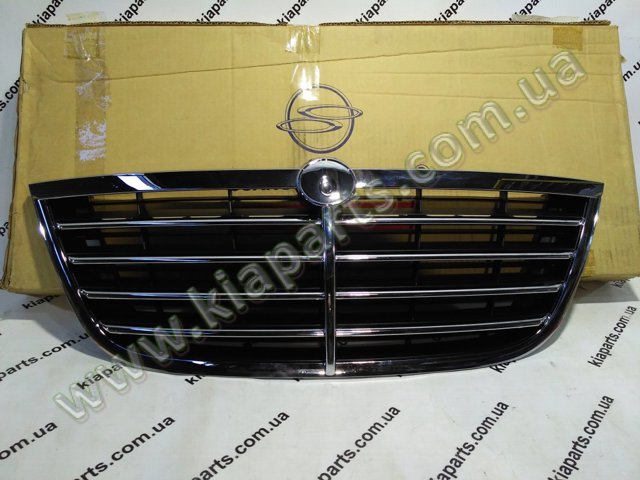 Решітка радіатора 7945021500 SSANG YONG