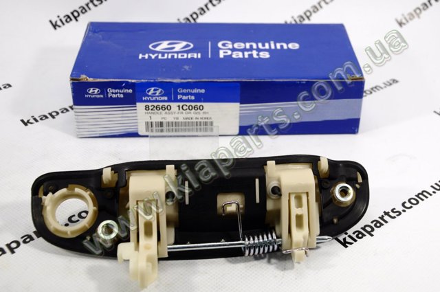 Ручка передньої двері зовнішня права 826601C060 HYUNDAI