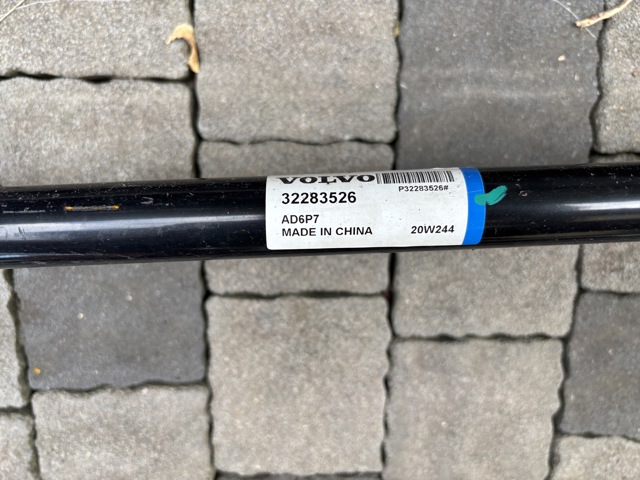 Стабілізатор задньої балки 32283526 VOLVO