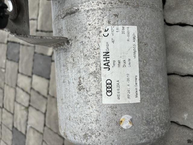 Ресивер пневматичної системи 4KE616204A VAG