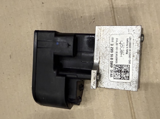 Клапан TRV, кондиціонера 4M0816682E VAG