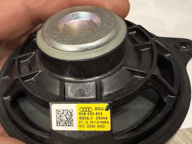 Гучномовець 80A035453 VAG