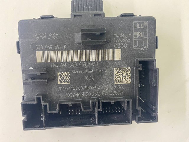 Блок комфорту передніх дверей 5Q0959592K VAG