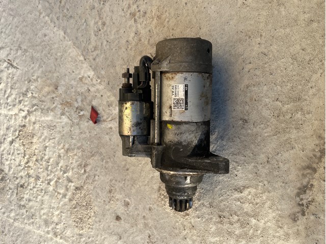 Стартер автомобільний 02M911024B VAG