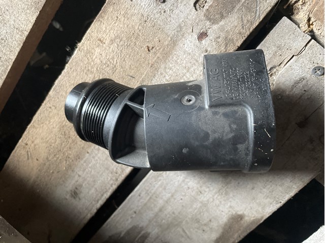 Подача масляна труба 04L131111T VAG