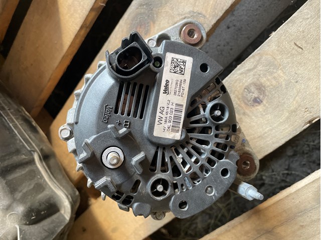 Генератор 04L903023H VAG
