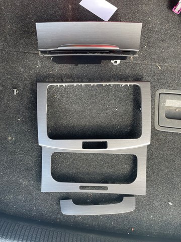 Декоративна накладка центральної консолі 3AA863324 VAG