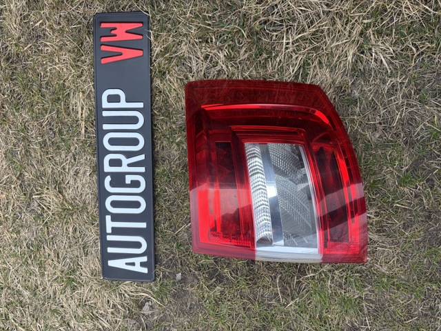 Задні ліхтарі 5E9945096B VAG