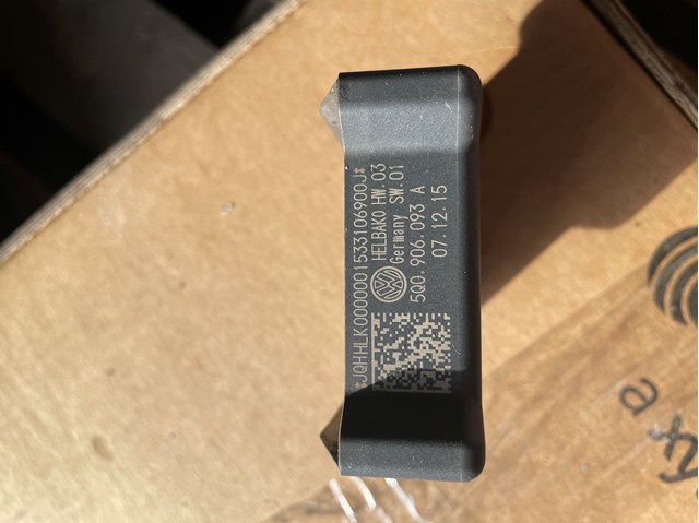Модуль (блок) управління паливного насоса 5Q0906093A VAG