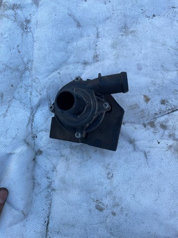 Помпа водяна, додатковий електричний 5Q0965567 VAG