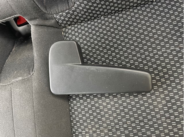 Ручка відкриття капота 6R18235339B9 VAG