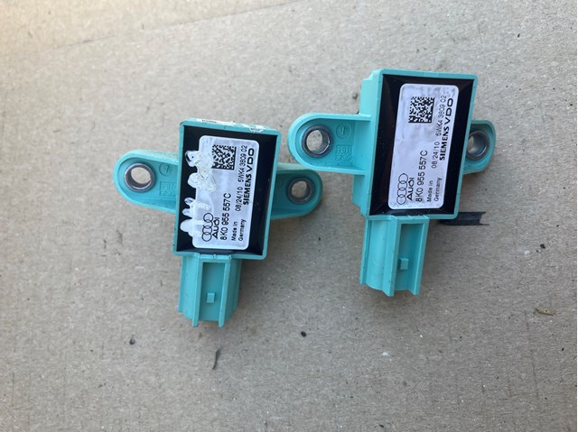 Датчик подушки безпеки 8K0955557C VAG