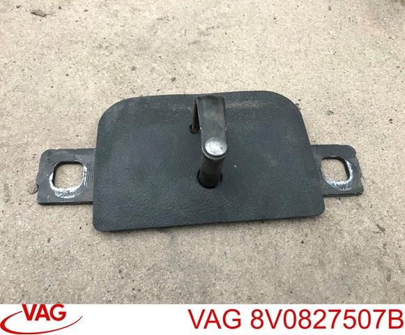 Зацеп замку кришки багажника 8V0827507B VAG