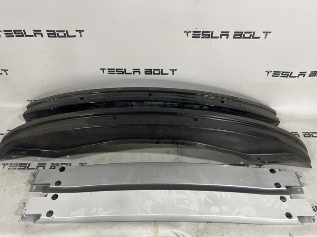 Буфер бампера заднього 1015811S0B TESLA
