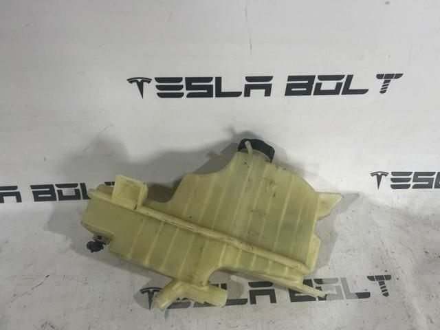 Бачок розширювальний 103222700A TESLA