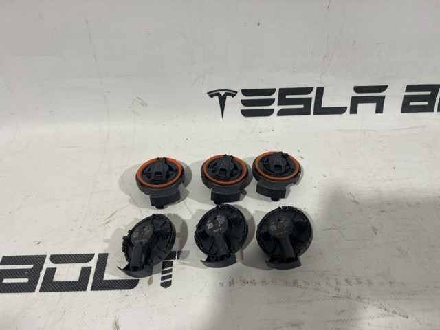 Датчик Ейрбег передній 103676200A TESLA
