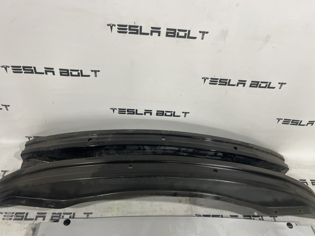 Наповнювач бампера заднього 104168500A TESLA
