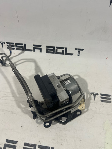 Гідроблок АБС 104474600A TESLA