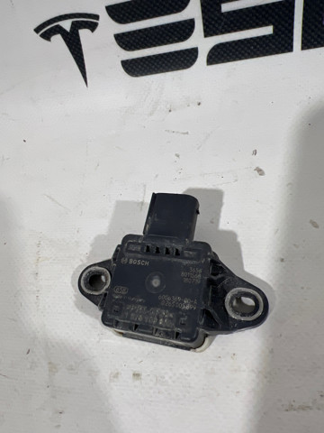 Датчик поперечного прискорення (ESP) 600636900A TESLA