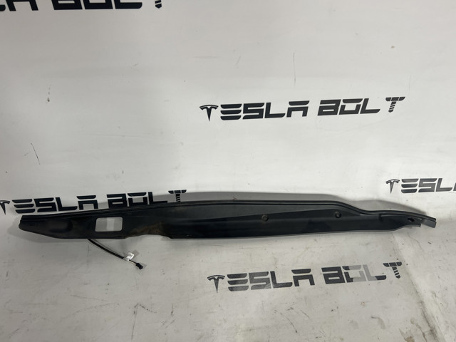 Датчик антізащемленія 600757000C TESLA