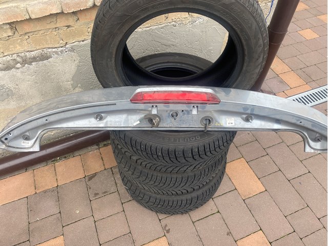 Антикрило на багажник 872102S000 HYUNDAI