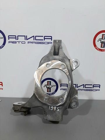 Цапфа - поворотний кулак передній, правий 400145AA0A NISSAN