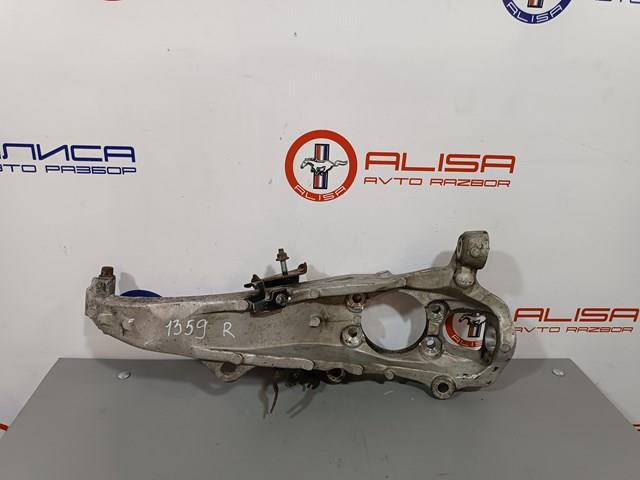 Цапфа поворотна права 40014EG000 NISSAN