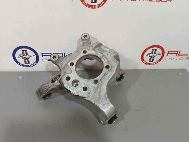 Кулак поворотний лівий 43019JK00B NISSAN